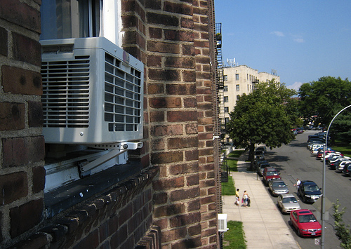 window air conditioner photo